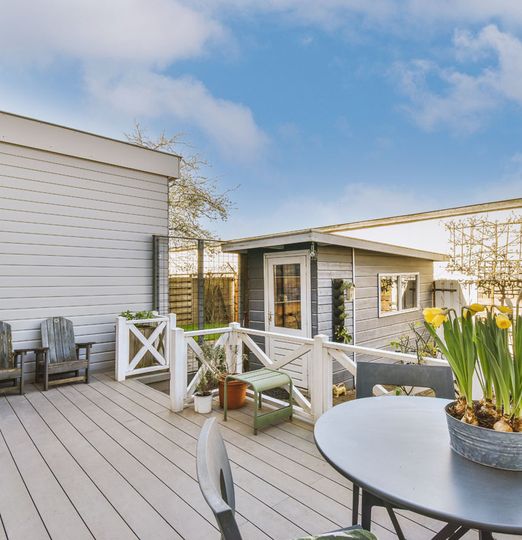 home deck building